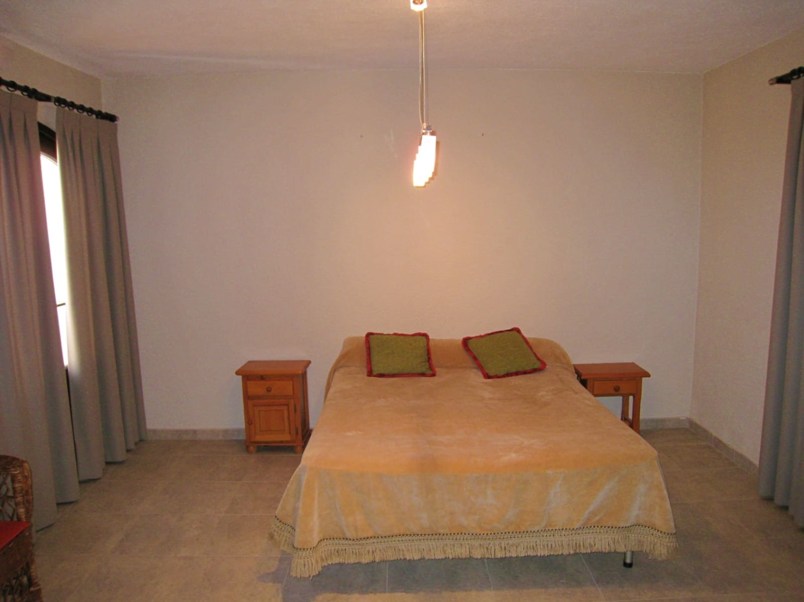 5 makuuhuone Kaupallinen myytävänä paikassa Javea / Xabia mukana uima-altaan 
autotalli - 1 900 000 € (Ref: 8491475)