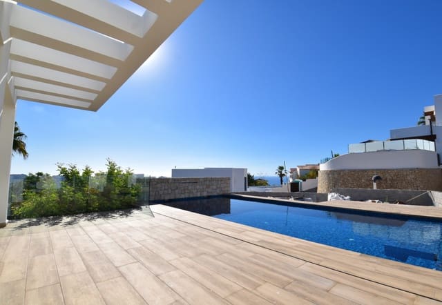 3 makuuhuone Huvila myytävänä paikassa Moraira, Teulada-Moraira mukana uima-altaan 
autotalli - 2 250 000 € (Ref: 8541186)