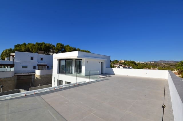 3 makuuhuone Huvila myytävänä paikassa Moraira, Teulada-Moraira mukana uima-altaan 
autotalli - 2 250 000 € (Ref: 8541186)