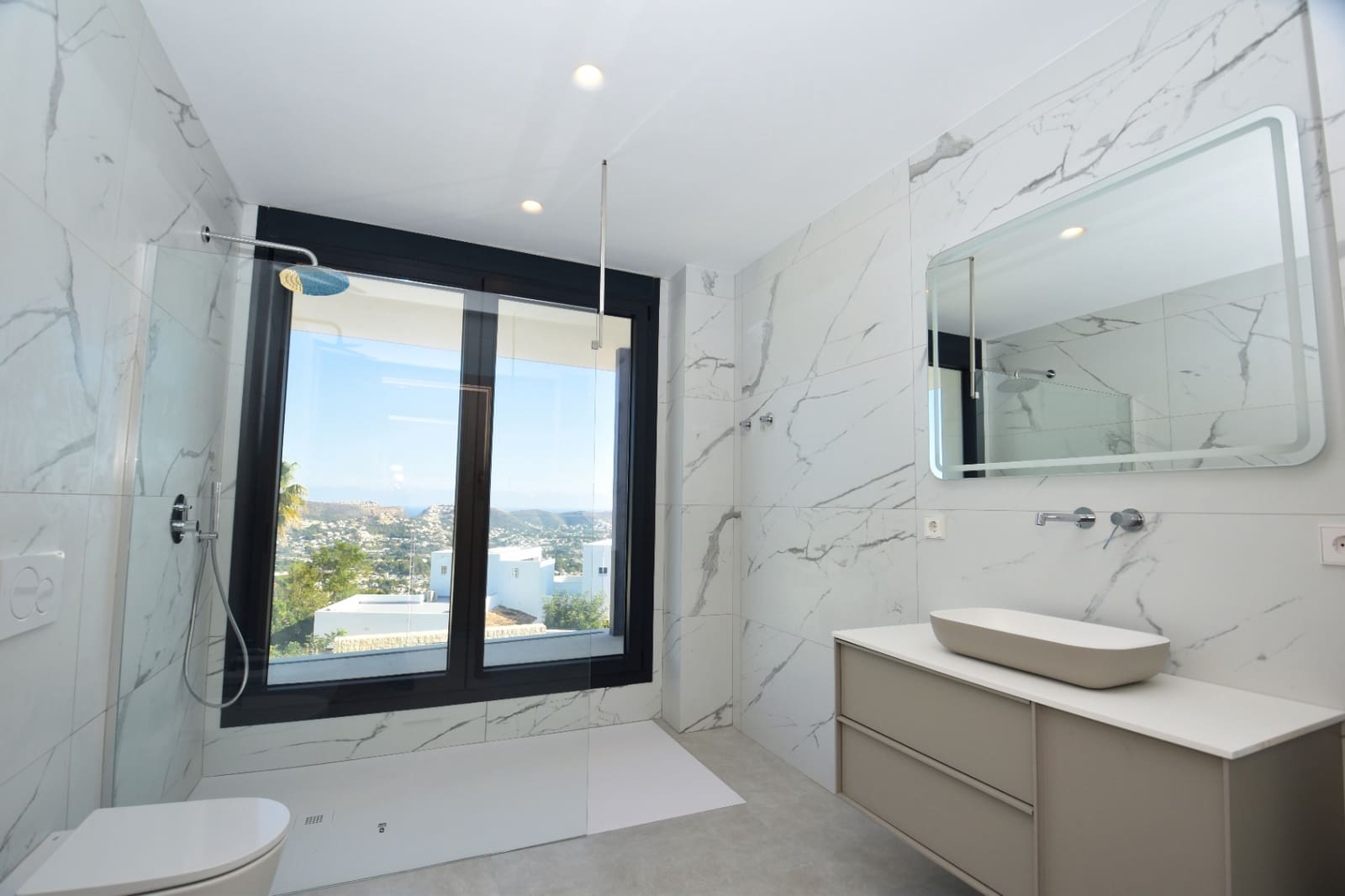 3 makuuhuone Huvila myytävänä paikassa Moraira mukana uima-altaan 
autotalli - 2 250 000 € (Ref: 8541186)