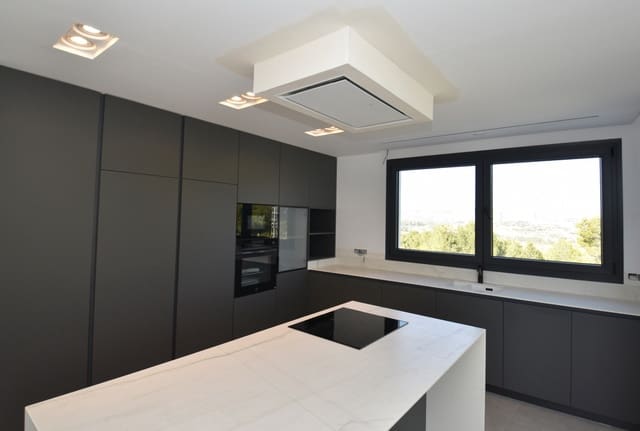 3 makuuhuone Huvila myytävänä paikassa Moraira, Teulada-Moraira mukana uima-altaan 
autotalli - 2 250 000 € (Ref: 8541186)