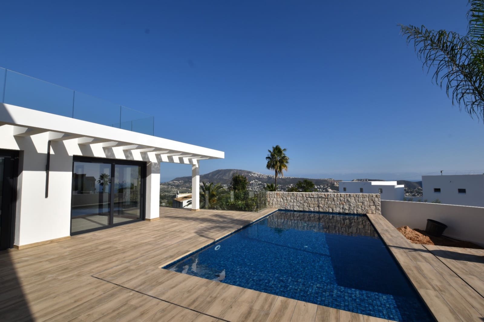 3 makuuhuone Huvila myytävänä paikassa Moraira mukana uima-altaan 
autotalli - 2 250 000 € (Ref: 8541186)