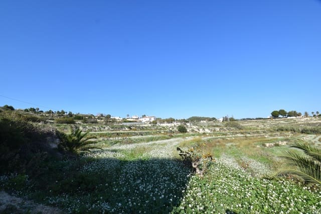 Grunde uden byggetilladelser til salg i Teulada Pueblo, Teulada-Moraira - € 275.000 (Ref: 8664535)
