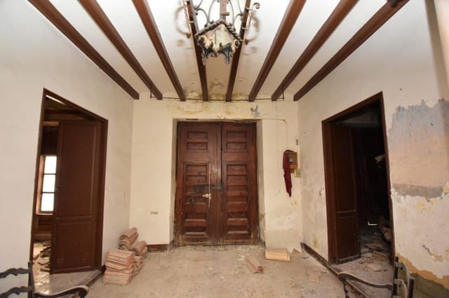 6 soverom Hus til salgs i Teulada Pueblo, Teulada-Moraira - € 360 000 (Ref: 8666513)