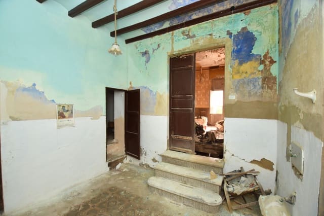 6 soverom Hus til salgs i Teulada Pueblo, Teulada-Moraira - € 360 000 (Ref: 8666513)