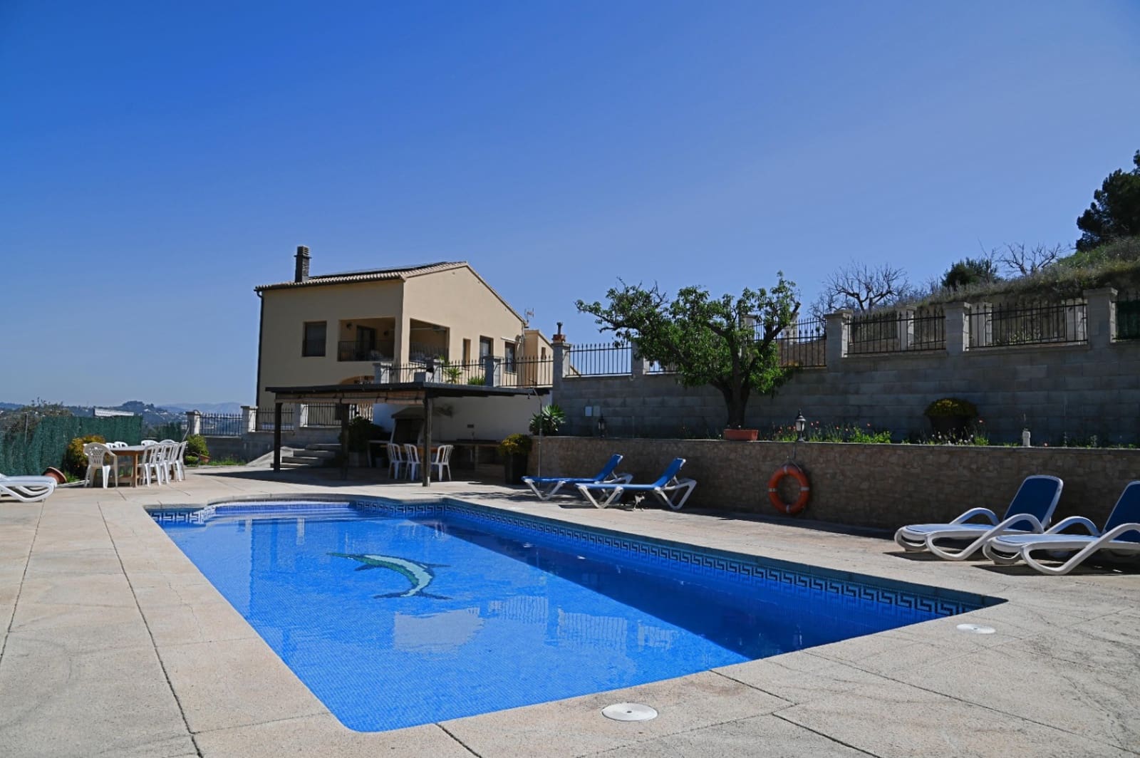 9 makuuhuone Huvila myytävänä paikassa Benissa mukana uima-altaan 
autotalli - 680 000 € (Ref: 8923314)