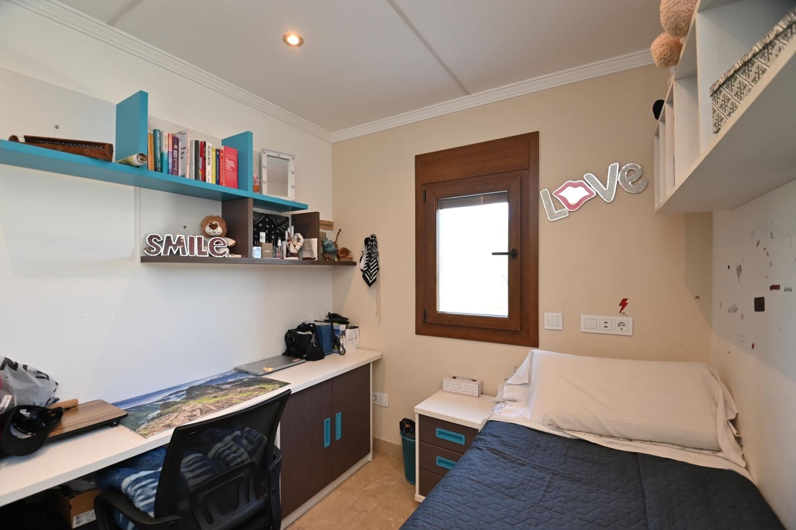 9 makuuhuone Huvila myytävänä paikassa Benissa mukana uima-altaan 
autotalli - 680 000 € (Ref: 8923314)