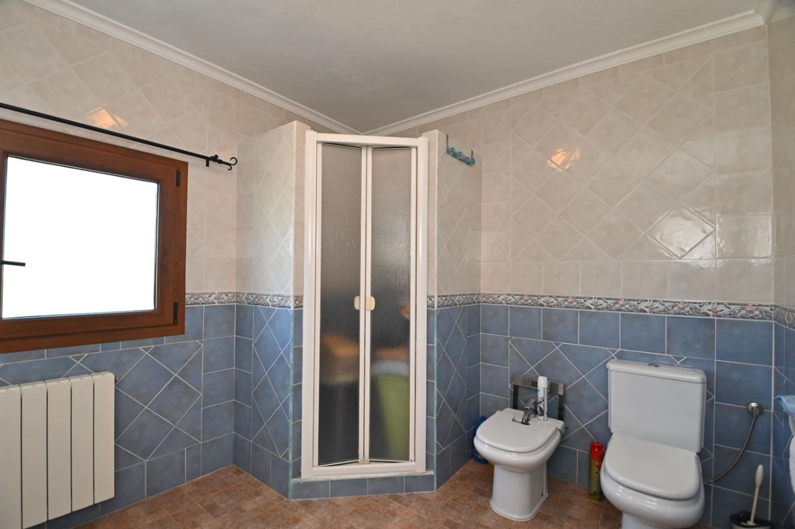 9 makuuhuone Huvila myytävänä paikassa Benissa mukana uima-altaan 
autotalli - 680 000 € (Ref: 8923314)