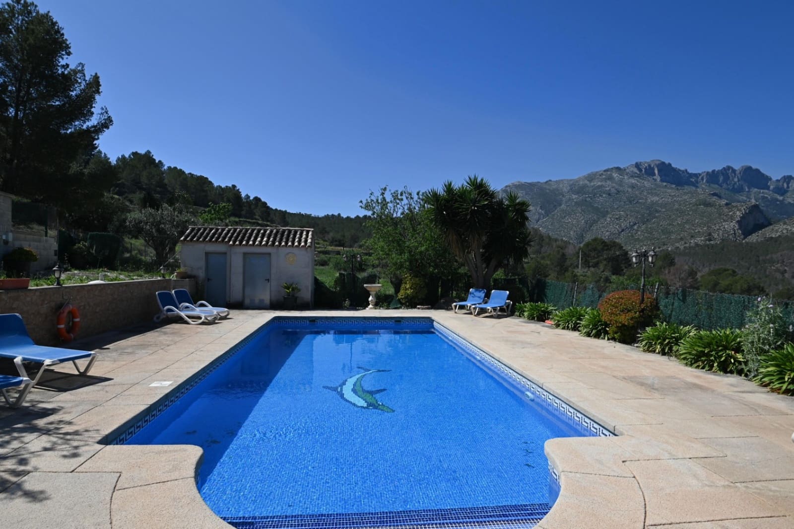 9 makuuhuone Huvila myytävänä paikassa Benissa mukana uima-altaan 
autotalli - 680 000 € (Ref: 8923314)