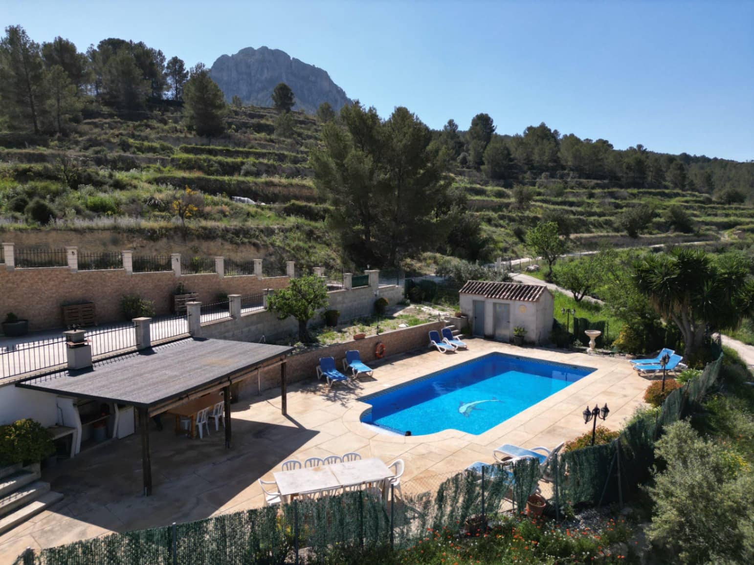 9 makuuhuone Huvila myytävänä paikassa Benissa mukana uima-altaan 
autotalli - 680 000 € (Ref: 8923314)