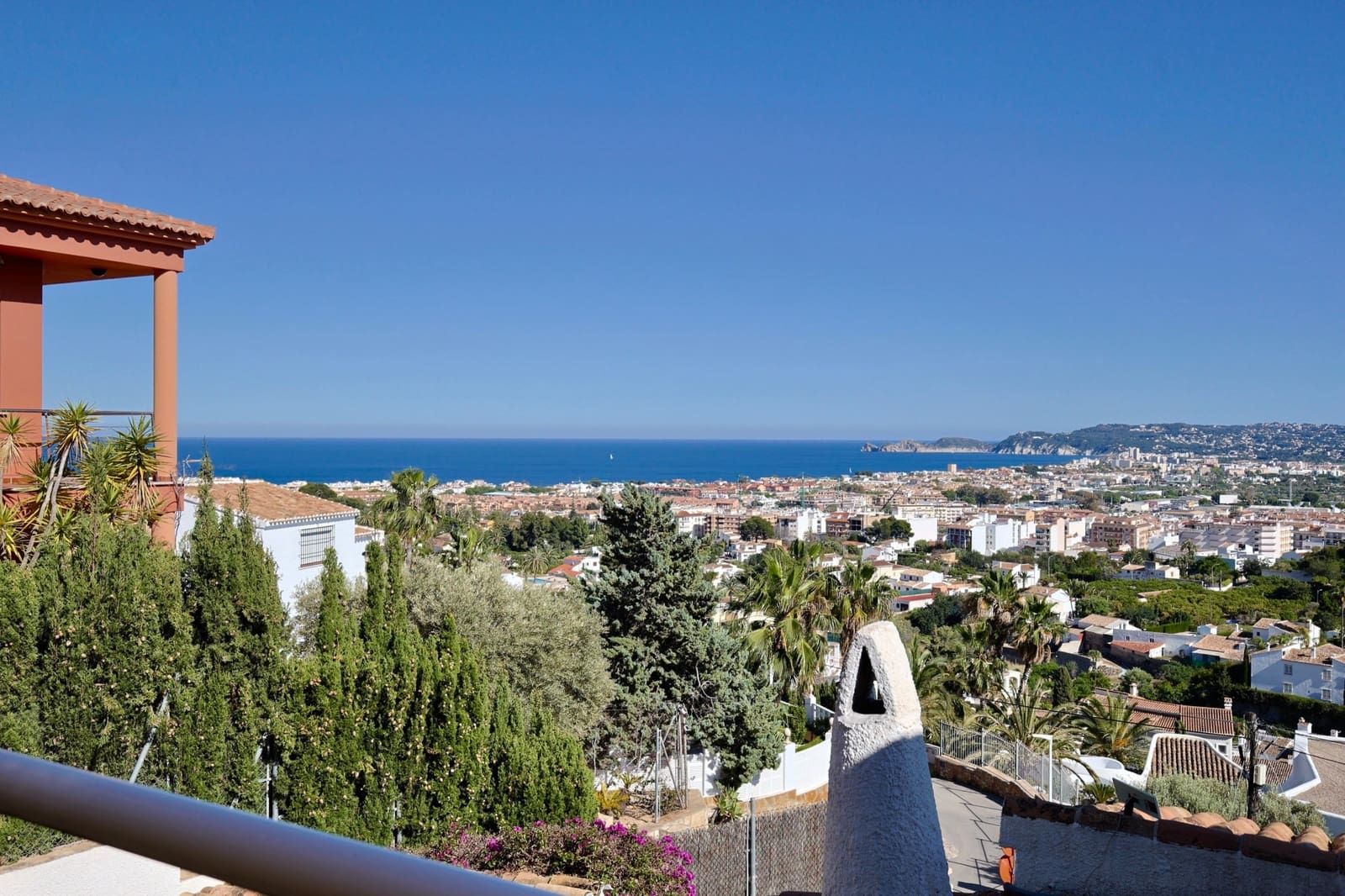 4 bedroom Villa for sale in Javea / Xabia with pool - € 950,000 (Ref: 8987919)