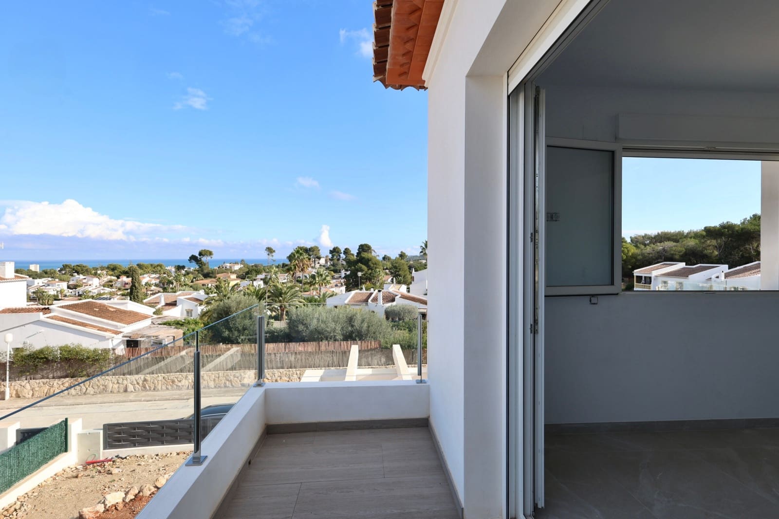 4 bedroom Villa for sale in Javea / Xabia with pool - € 1,275,000 (Ref: 8987937)