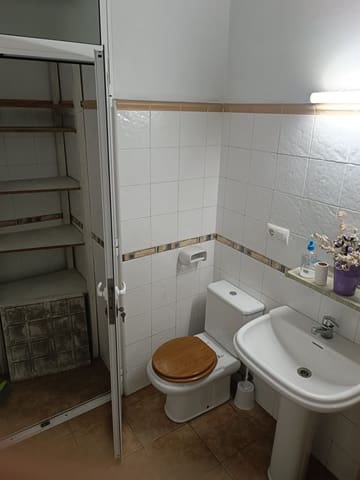 Commercial for sale in Teulada Pueblo, Teulada-Moraira - € 165,000 (Ref: 9058575)