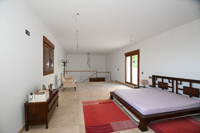 3 camera da letto Villa in vendita in Pego con garage - 899.990 € (Rif: 9158236)