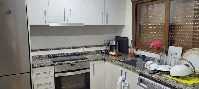 Casa de 2 habitaciones en Dénia en venta con garaje - 300.000 € (Ref: 9158237)