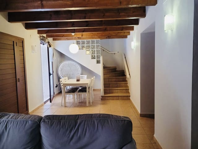 Casa de 2 habitaciones en Dénia en venta con garaje - 300.000 € (Ref: 9158237)