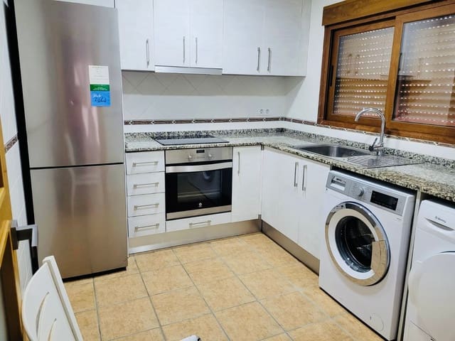 Casa de 2 habitaciones en Dénia en venta con garaje - 300.000 € (Ref: 9158237)