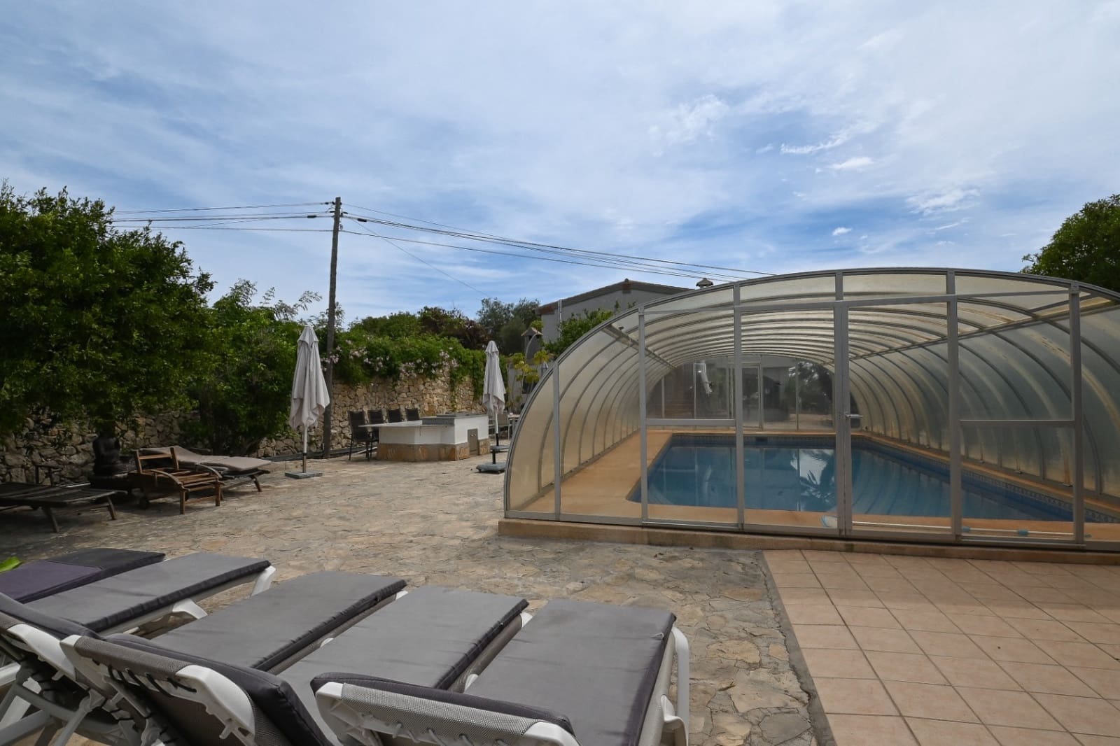 5 soverom Villa til salgs i Teulada med svømmebasseng garasje - € 850 000 (Ref: 9158238)