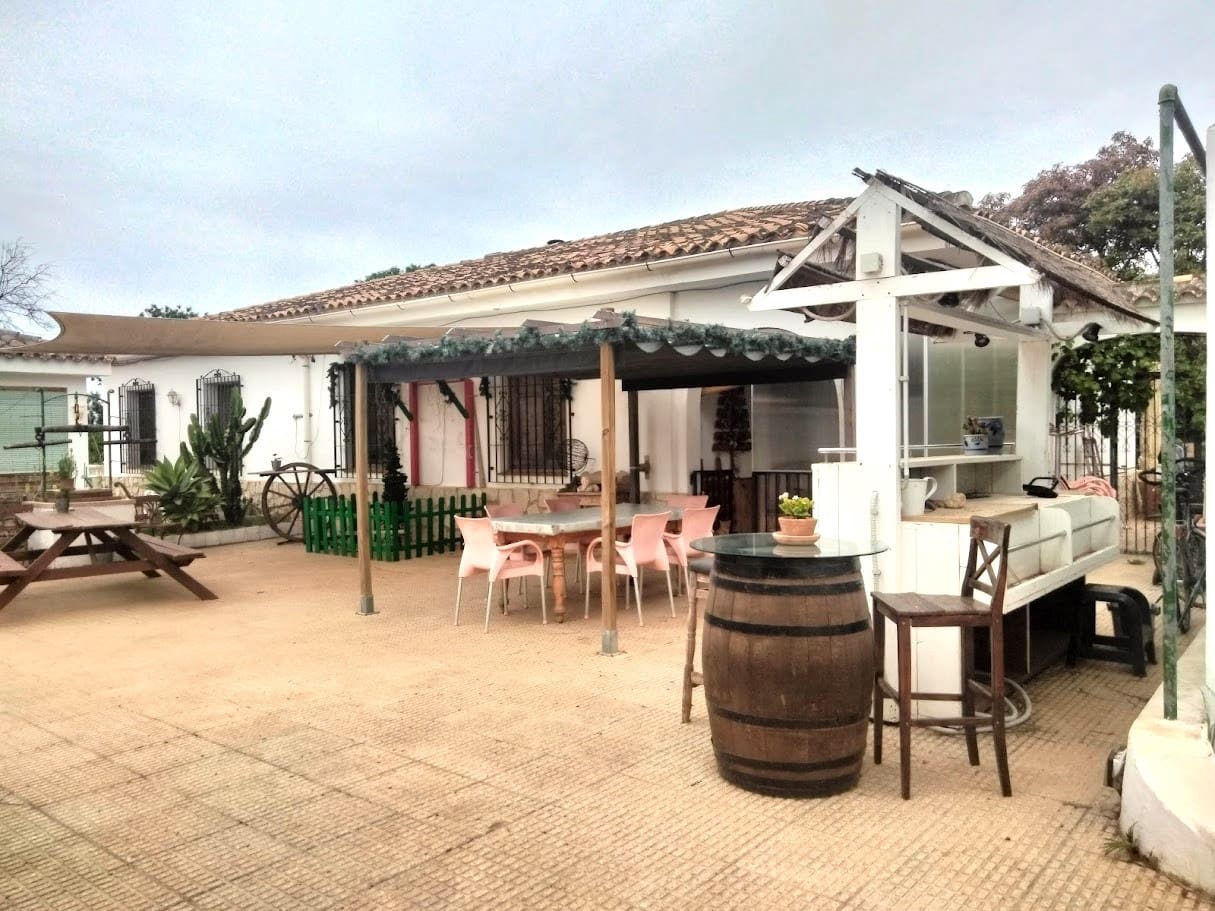 9 camera da letto Villa in vendita in Denia con piscina garage - 639.000 € (Rif: 9163048)