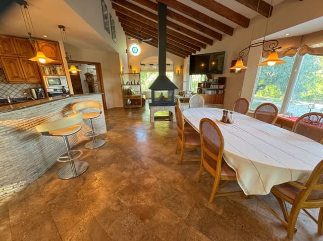 5 soverom Finca/Herregård til salgs i Els Poblets med svømmebasseng garasje - € 845 000 (Ref: 9168435)