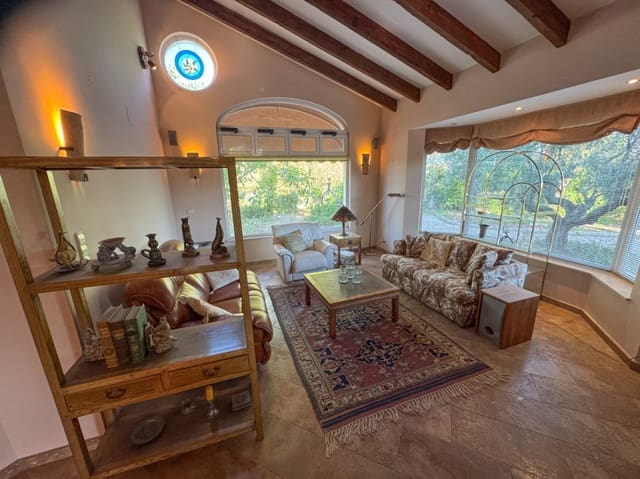 5 soverom Finca/Herregård til salgs i Els Poblets med svømmebasseng garasje - € 845 000 (Ref: 9168435)