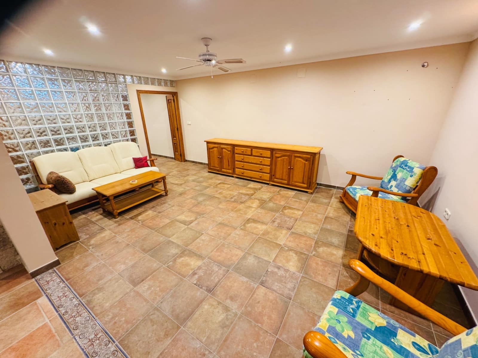 5 soveværelse Finca/Landehus til salg i Els Poblets med swimmingpool garage - € 845.000 (Ref: 9168435)