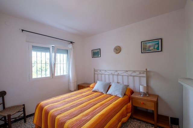 5 soverom Villa til salgs i Benissa med svømmebasseng garasje - € 950 000 (Ref: 9336995)