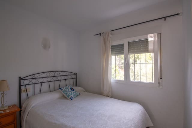 5 soverom Villa til salgs i Benissa med svømmebasseng garasje - € 950 000 (Ref: 9336995)