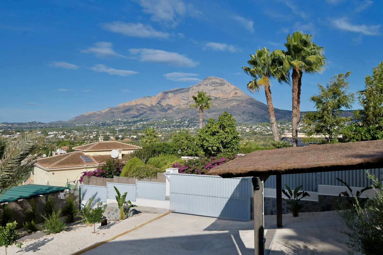 3 chambre Villa/Maison à vendre à Javea / Xabia avec piscine - 1 190 000 € (Ref: 9447357)