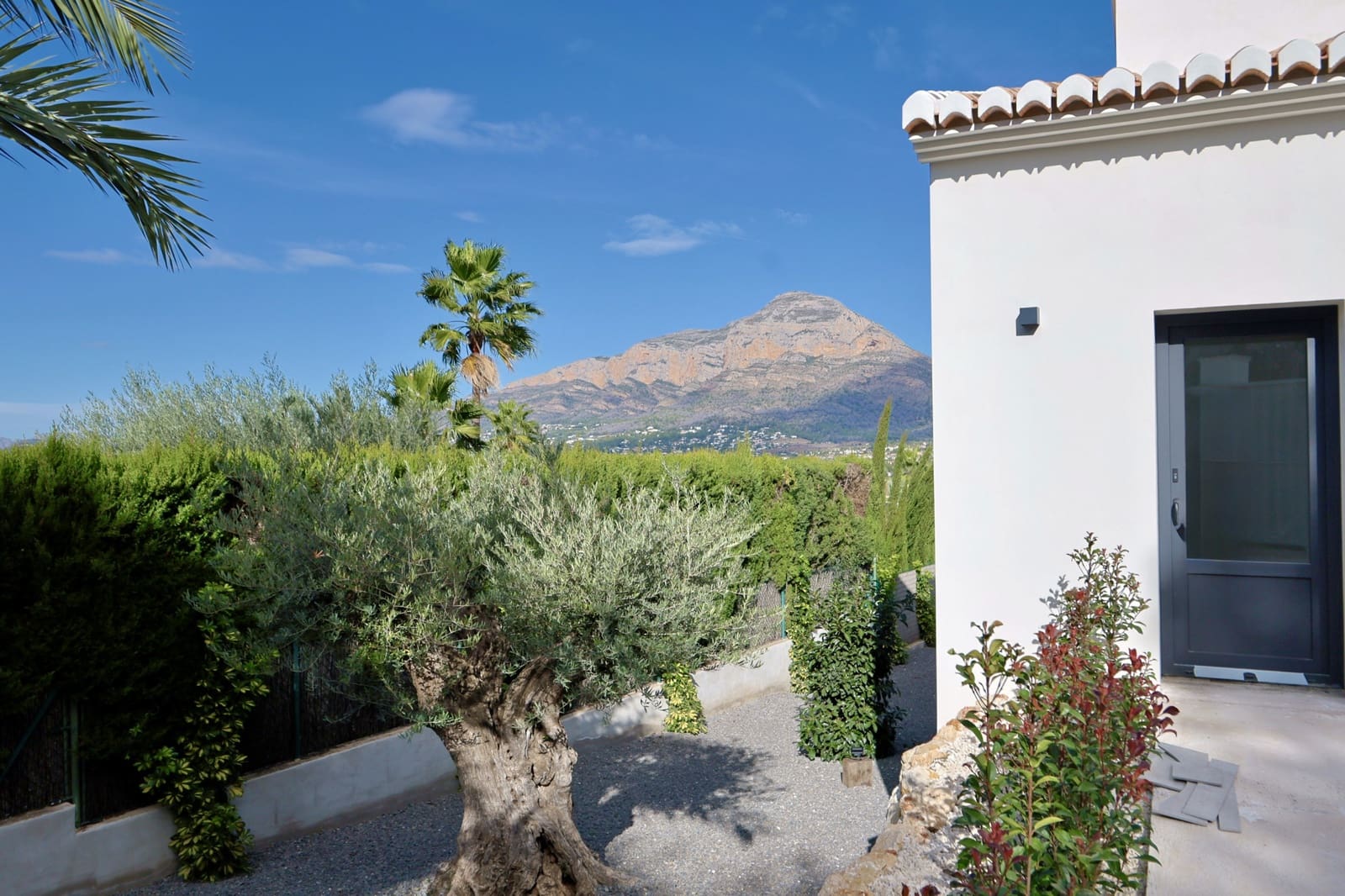 3 chambre Villa/Maison à vendre à Javea / Xabia avec piscine - 1 190 000 € (Ref: 9447357)