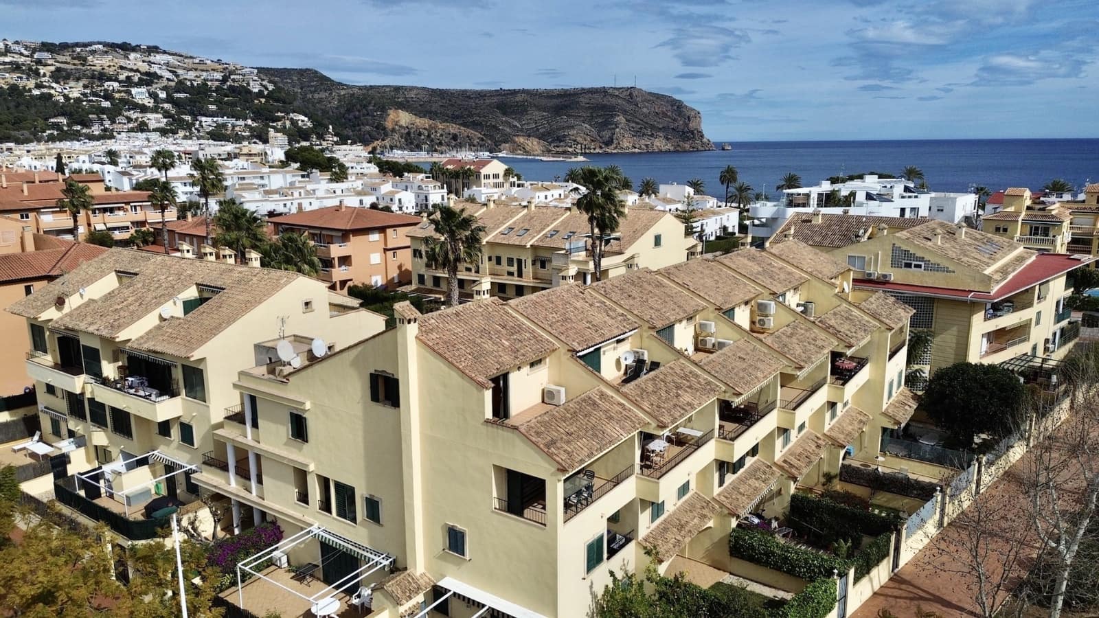 Ático de 2 habitaciones en Javea / Xàbia en venta con piscina - 435.000 € (Ref: 9447358)