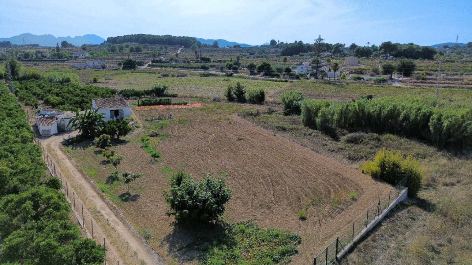 Finca/Landhuis te koop in Teulada met garage - € 139.000 (Ref: 9447360)