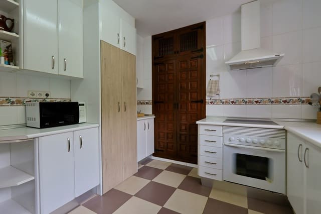 6 bedroom Villa for sale in Javea / Xàbia with pool - € 850,000 (Ref: 9447361)