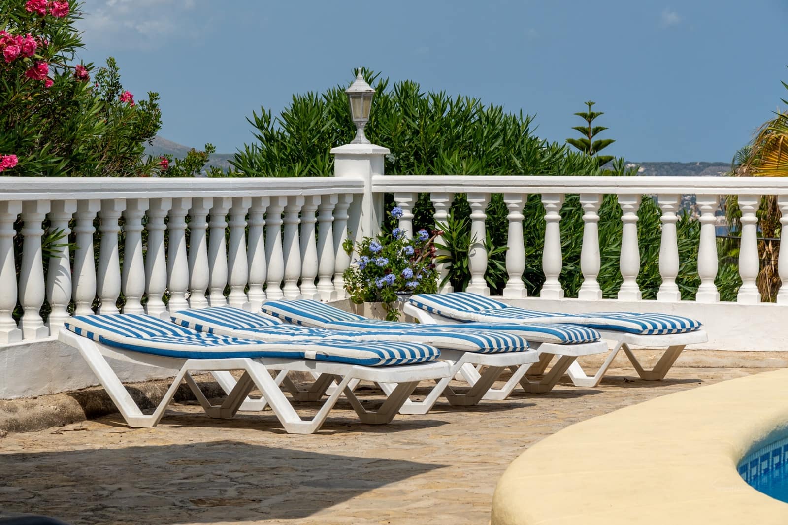 3 soveværelse Villa til salg i Javea / Xabia med swimmingpool - € 850.000 (Ref: 9447362)