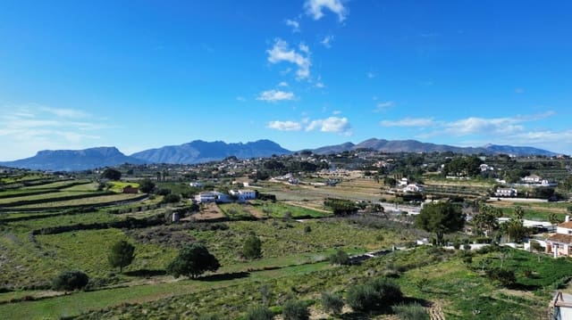 Mark till salu i Teulada Pueblo, Teulada-Moraira - 219 900 € (Ref: 9447368)