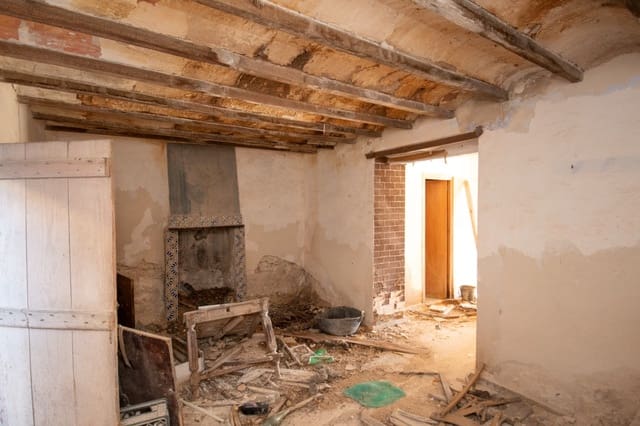 3 quarto Quinta/Casa Rural para venda em Teulada Pueblo, Teulada-Moraira - 260 000 € (Ref: 9534912)