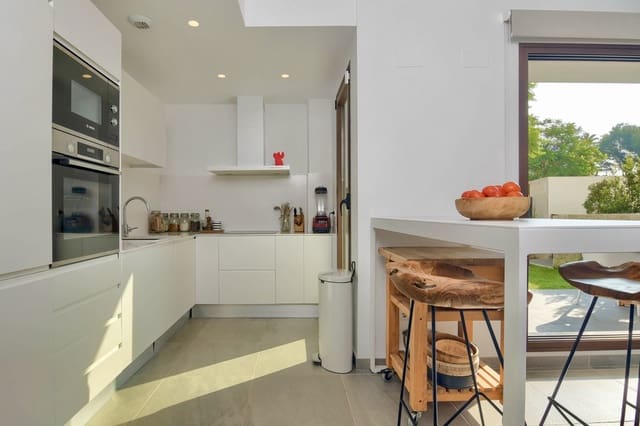 3 bedroom Apartment for sale in Javea / Xàbia with pool - € 609,000 (Ref: 9552432)