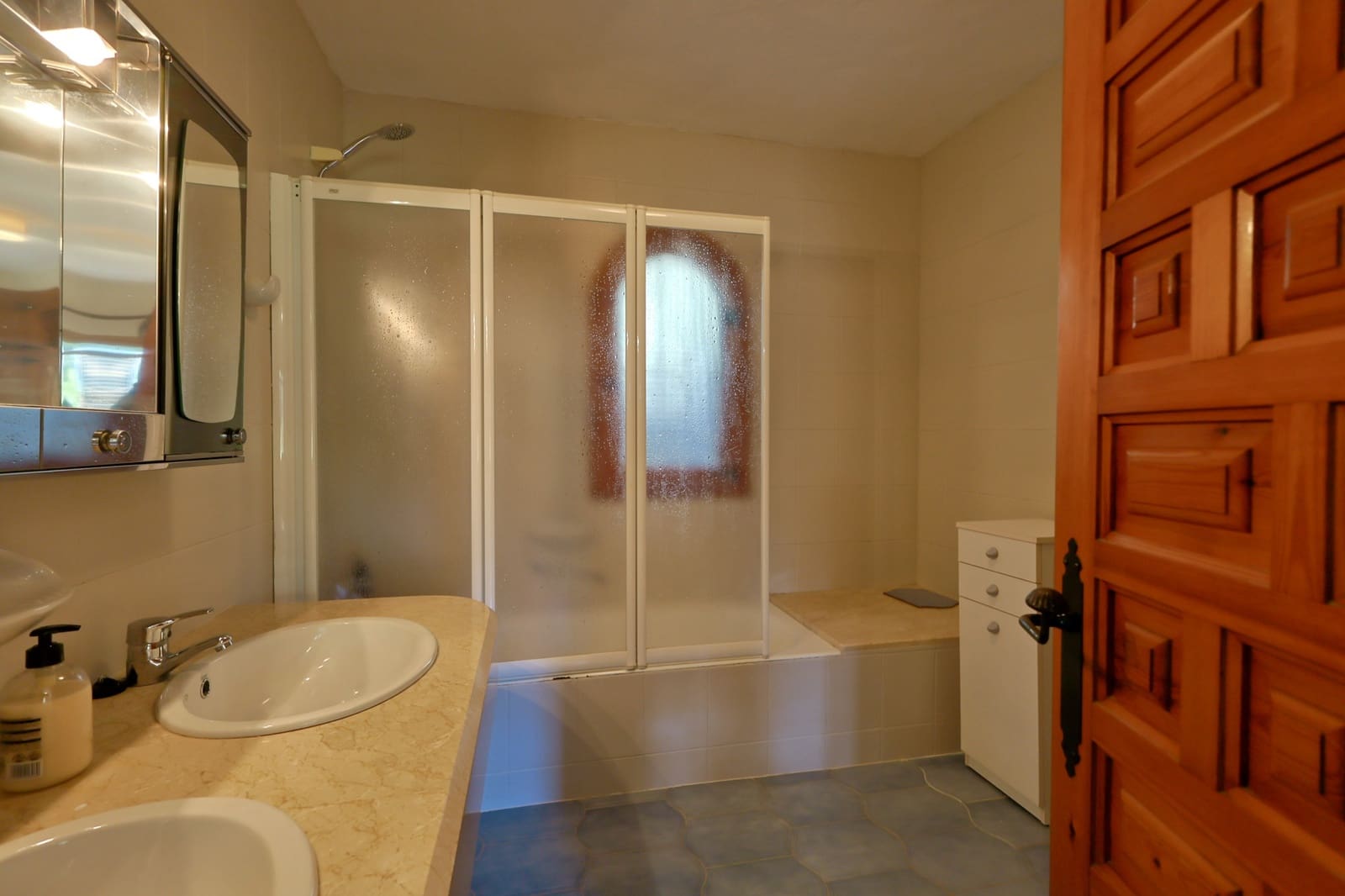 2 soveværelse Villa til salg i Javea / Xabia med swimmingpool - € 648.000 (Ref: 9552436)