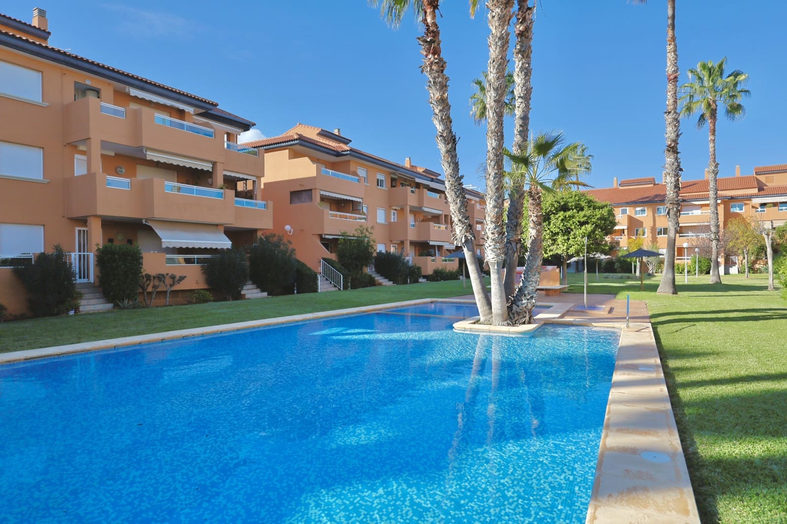 2 soveværelse Lejlighed til salg i Javea / Xabia med swimmingpool - € 431.000 (Ref: 9552439)
