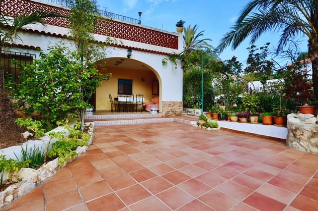 7 soveværelse Villa til salg i Javea / Xàbia med swimmingpool - € 750.000 (Ref: 9552441)