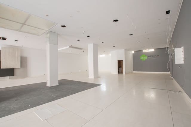 Erhverv til salg i Teulada Pueblo, Teulada-Moraira - € 1.200.000 (Ref: 9566389)