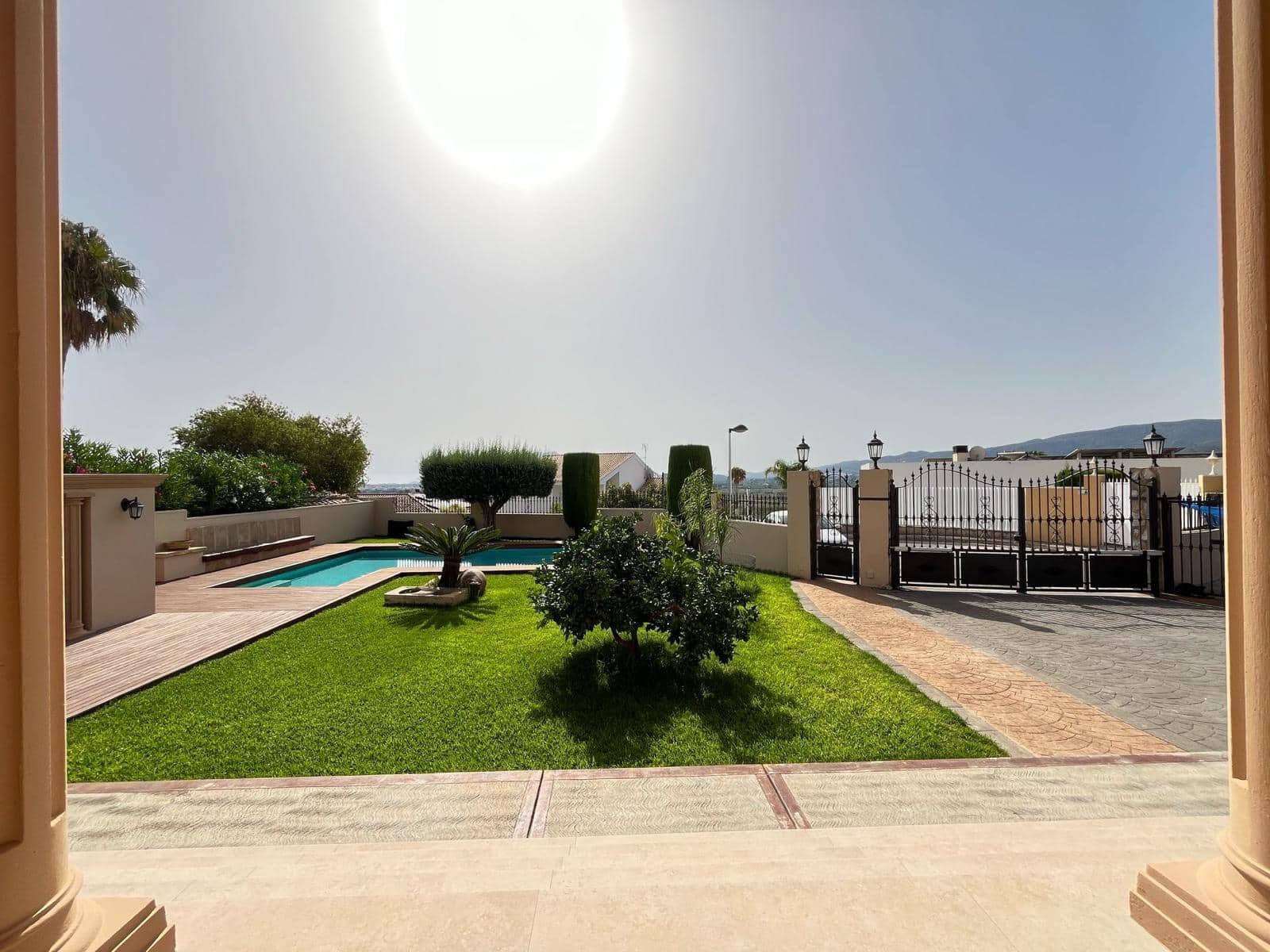 3 sypialnia Willa na sprzedaż w Beniarbeig z basenem garażem - 799 000 € (Ref: 9569590)