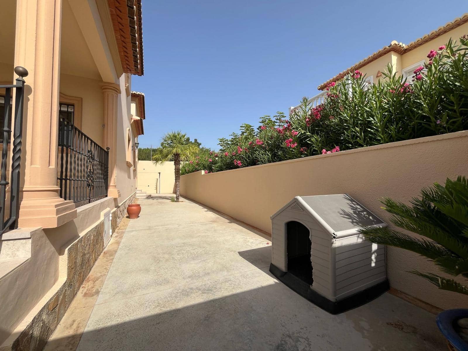 3 sypialnia Willa na sprzedaż w Beniarbeig z basenem garażem - 799 000 € (Ref: 9569590)