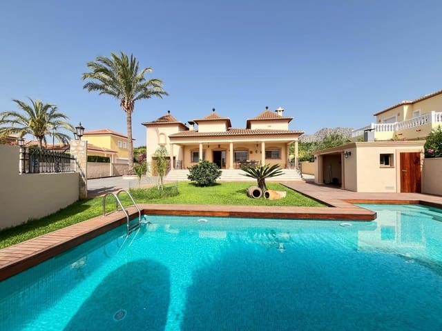 3 sypialnia Willa na sprzedaż w Beniarbeig z basenem garażem - 799 000 € (Ref: 9569590)