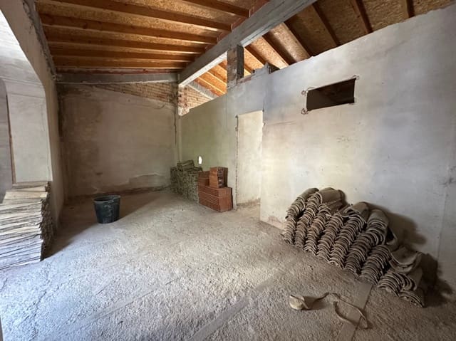 Maison de Ville à vendre à Teulada Pueblo, Teulada-Moraira avec piscine - 250 000 € (Ref: 9569592)