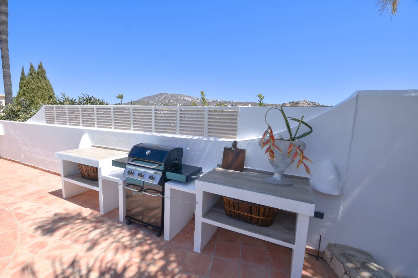 3 bedroom Villa for sale in Teulada with pool garage - € 1,230,000 (Ref: 9685139)