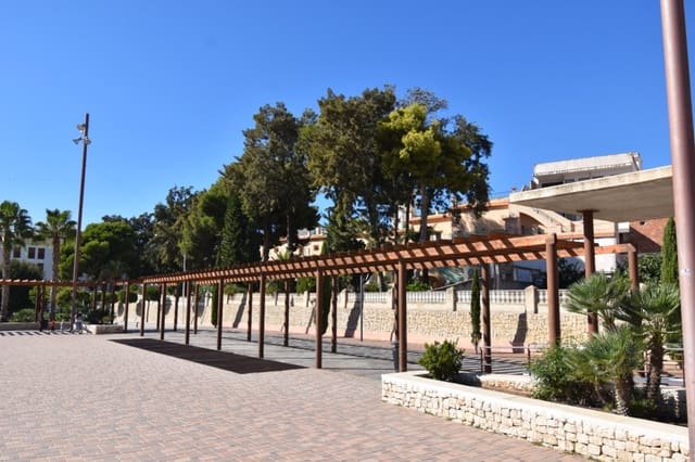 Erhverv til salg i Teulada Pueblo, Teulada-Moraira - € 185.000 (Ref: 9700046)