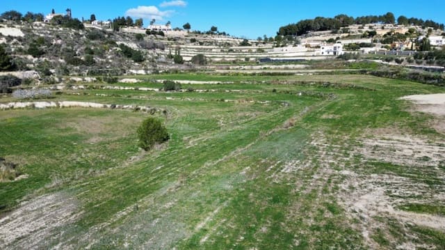 Terrain à Bâtir à vendre à Moraira, Teulada-Moraira - 430 000 € (Ref: 9709224)