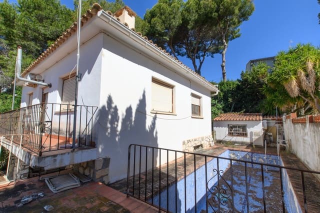 3 soverom Villa til salgs i Moraira, Teulada-Moraira med svømmebasseng - € 700 000 (Ref: 9874144)