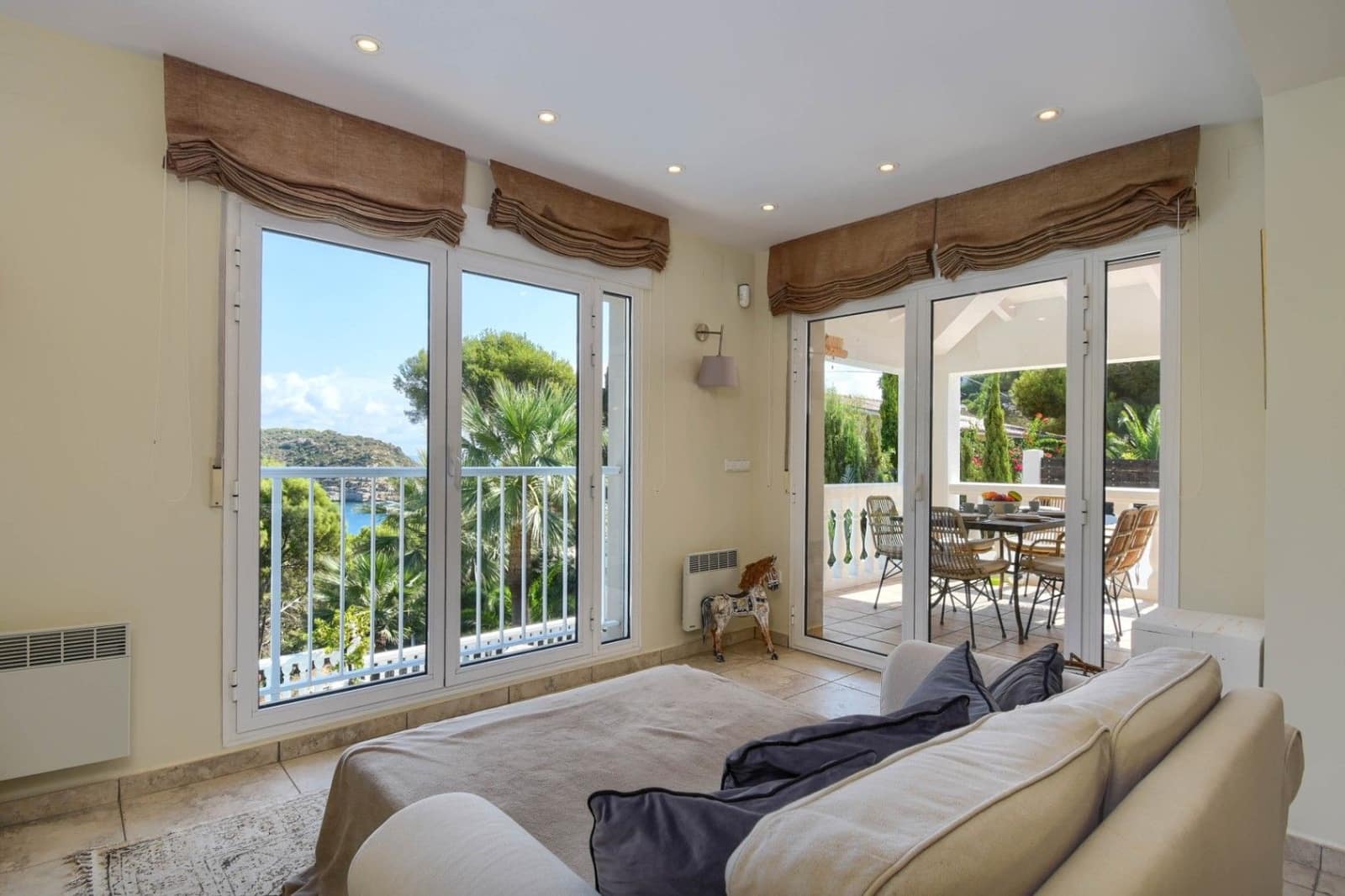 4 sovrum Villa till salu i Javea / Xabia med garage - 1 295 000 € (Ref: 9834695)